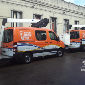 Entrega de plataformas de elevación de personas a UTE